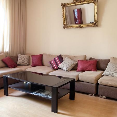 Apartment On Hanrapetutyan Street 耶烈万 外观 照片