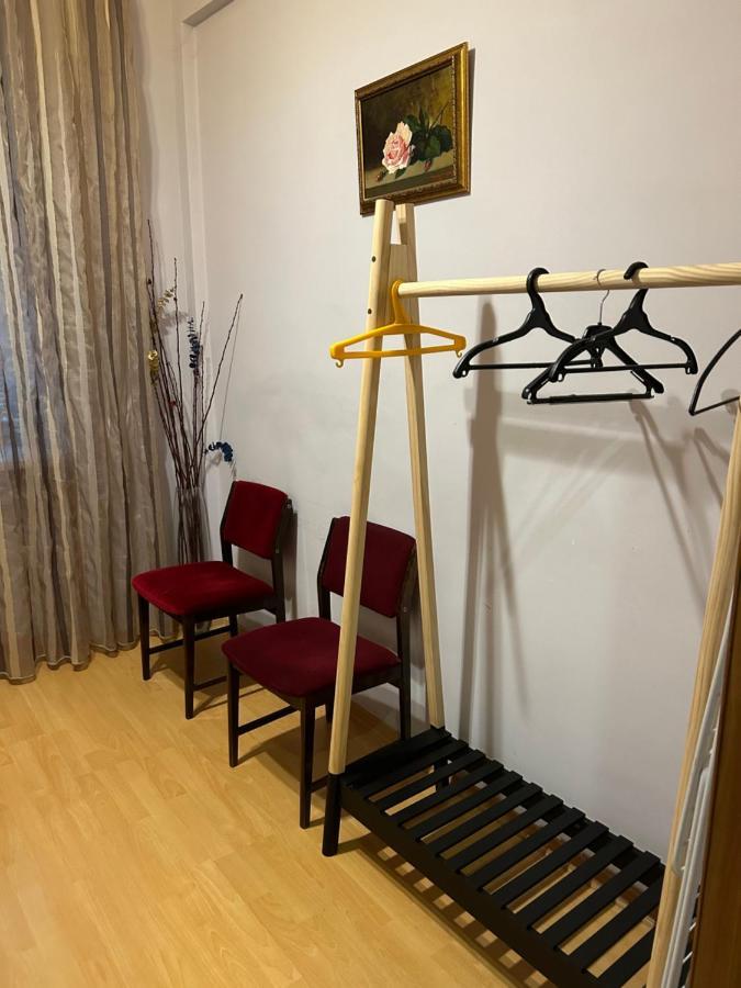 Apartment On Hanrapetutyan Street 耶烈万 外观 照片